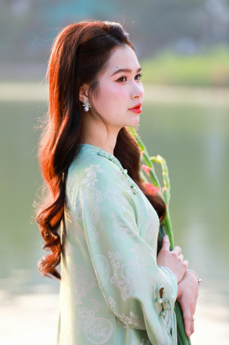 Áo dài, áo dài Việt Nam, áo dài màu xanh lá, con gái, girl, truyền thống, tết, xuân, spring, Việt Nam, Hà Nội, Hồ Gươm - Hồng Quang Official 4