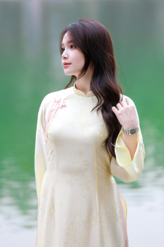 Áo dài, áo dài Việt Nam, áo dài màu vàng, con gái, girl, truyền thống, tết, xuân, spring, Việt Nam, Hà Nội, Phố cổ - Hồng Quang Official 2