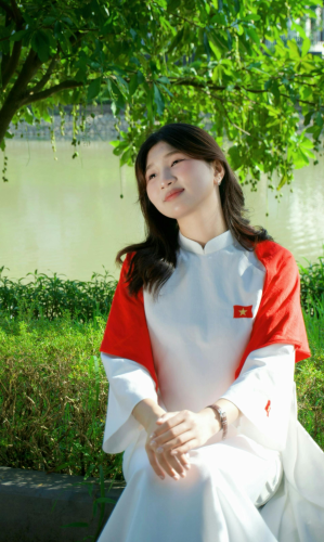 Con gái, áo dài, Việt Nam -  HUYỀN TRANG HÀ