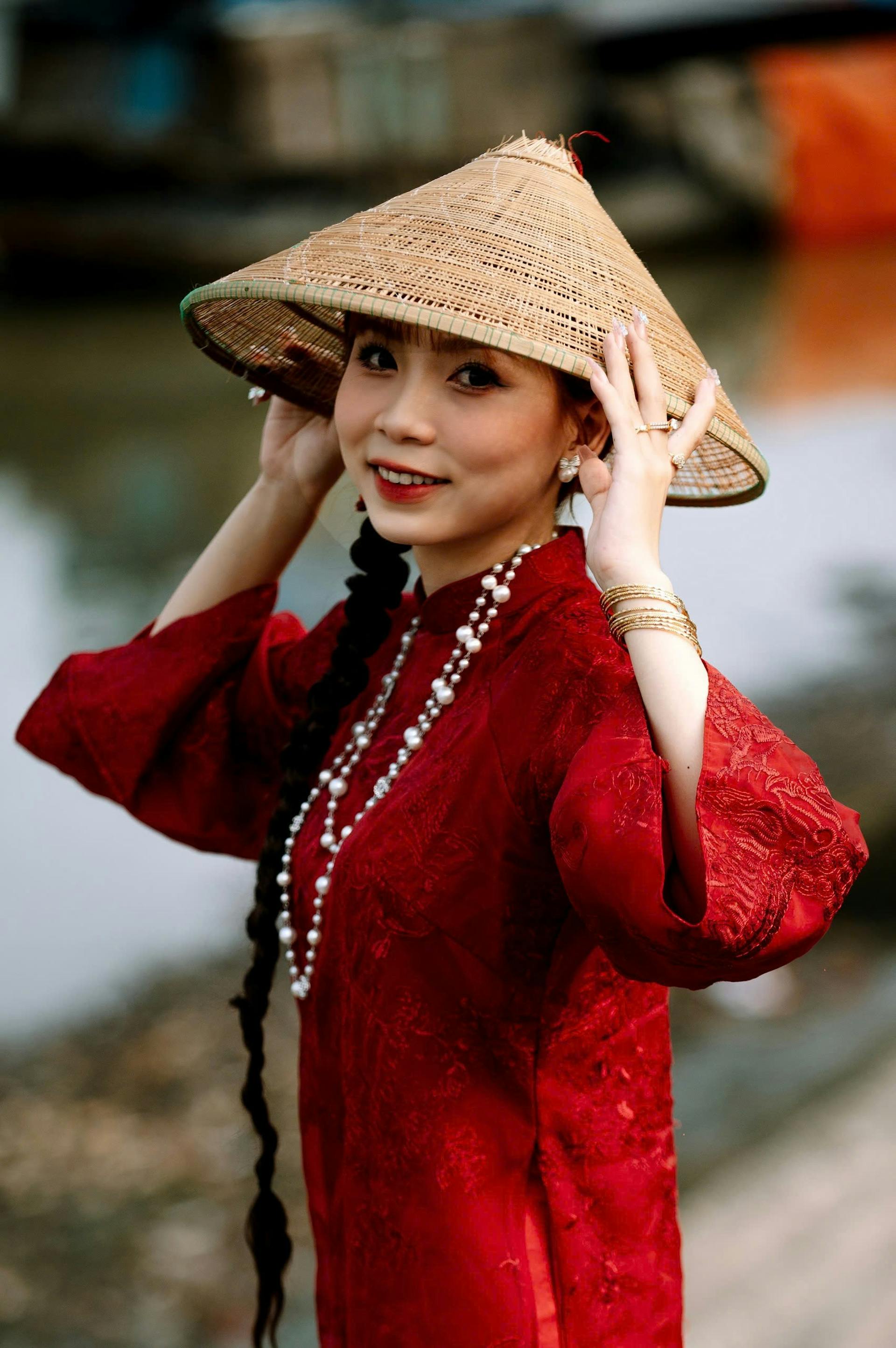 Áo dài, áo dài Việt Nam, áo dài màu đỏ, con gái, girl, truyền thống, tết, xuân, spring, Việt Nam - MINH VO 8
