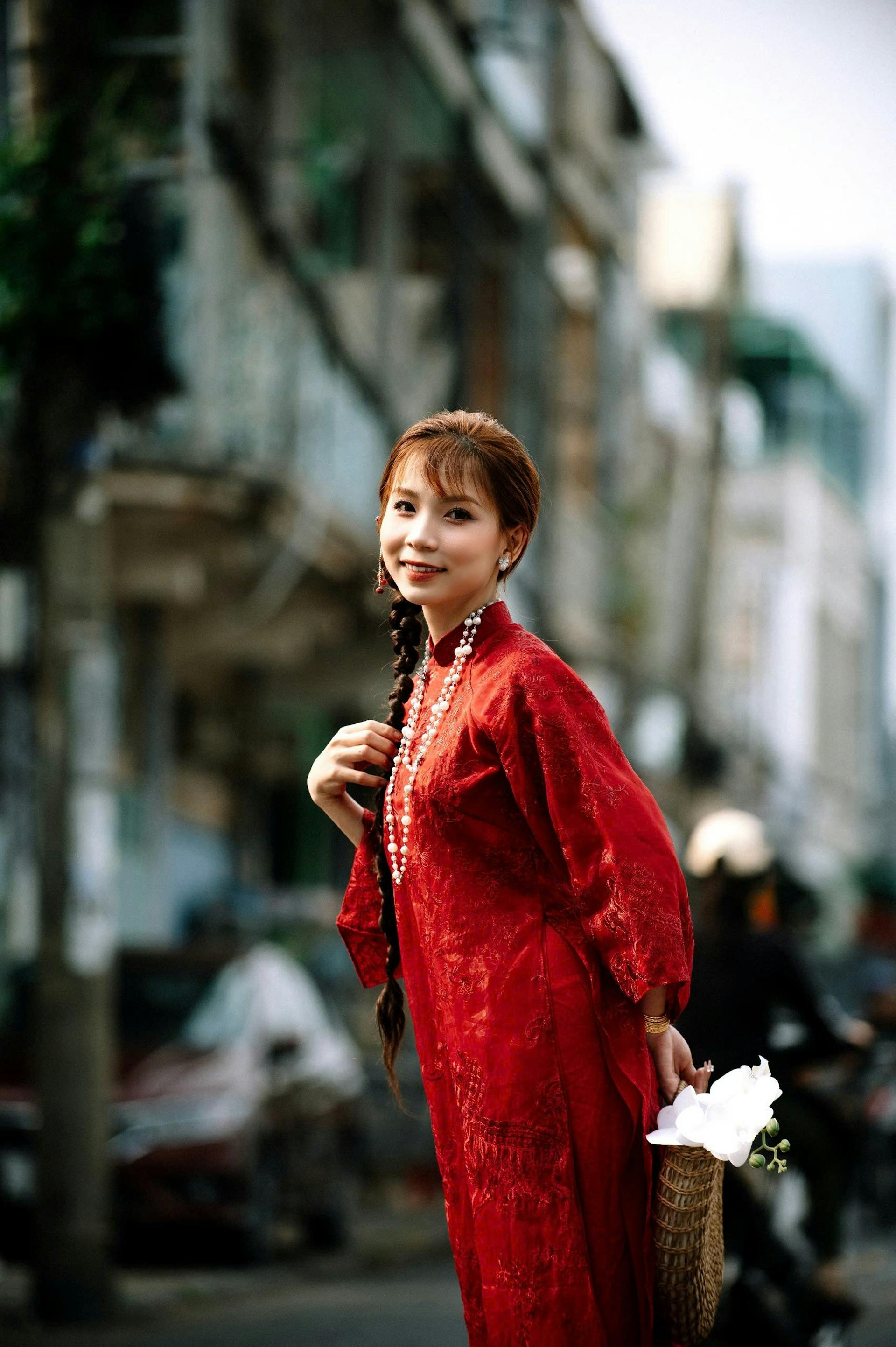 Áo dài, áo dài Việt Nam, áo dài màu đỏ, con gái, girl, truyền thống, tết, xuân, spring, Việt Nam - MINH VO 2