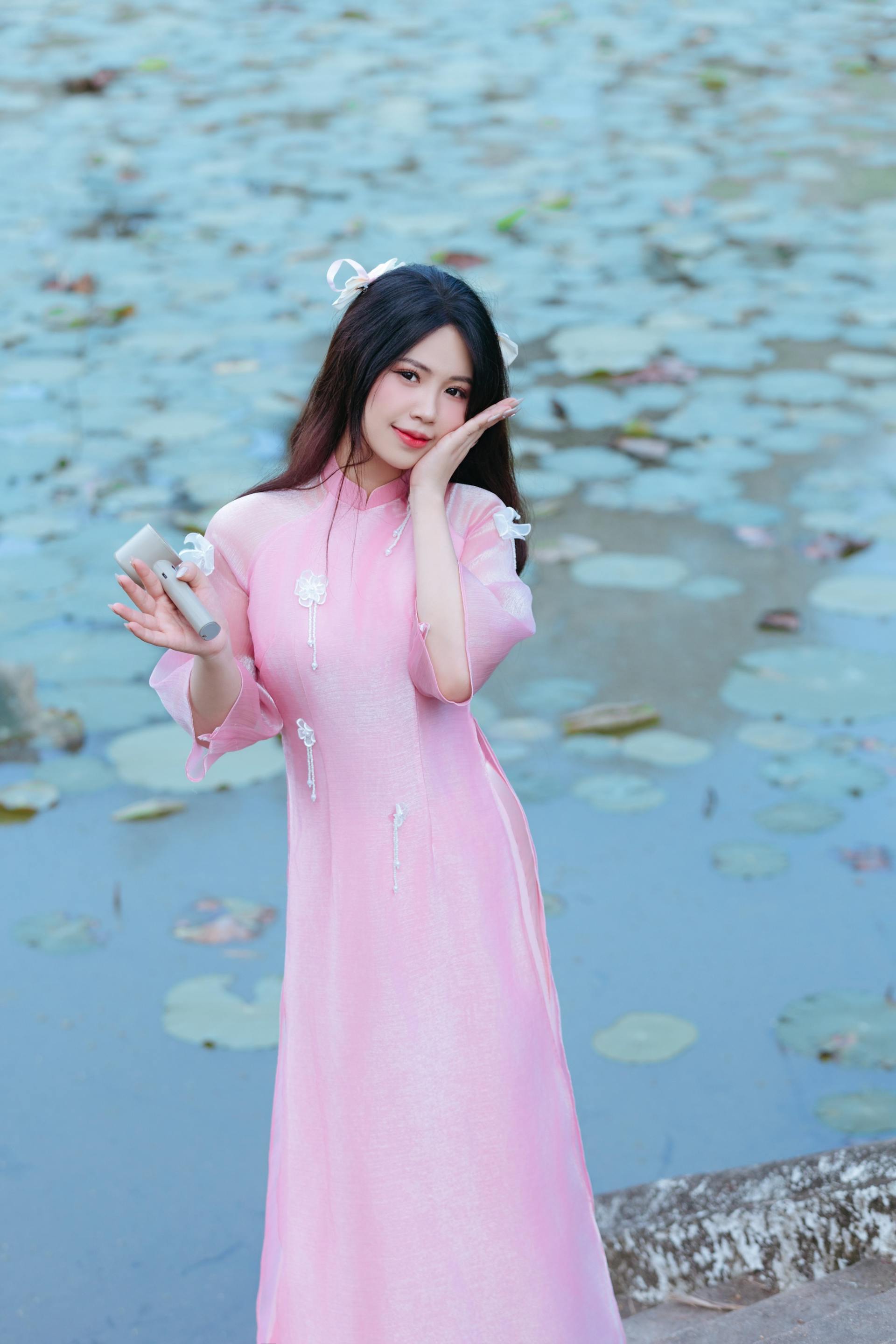 Áo dài hồng, áo dài, tết, xuân, cô gái, con gái ôm hoa, hoa, flower, girl - Sơn Ngọc 6
