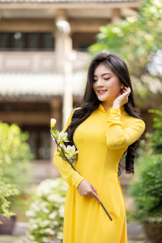 Áo dài, áo dài Việt Nam, áo dài màu vàng, con gái, girl, truyền thống, Việt Nam - Tú Nguyễn 1