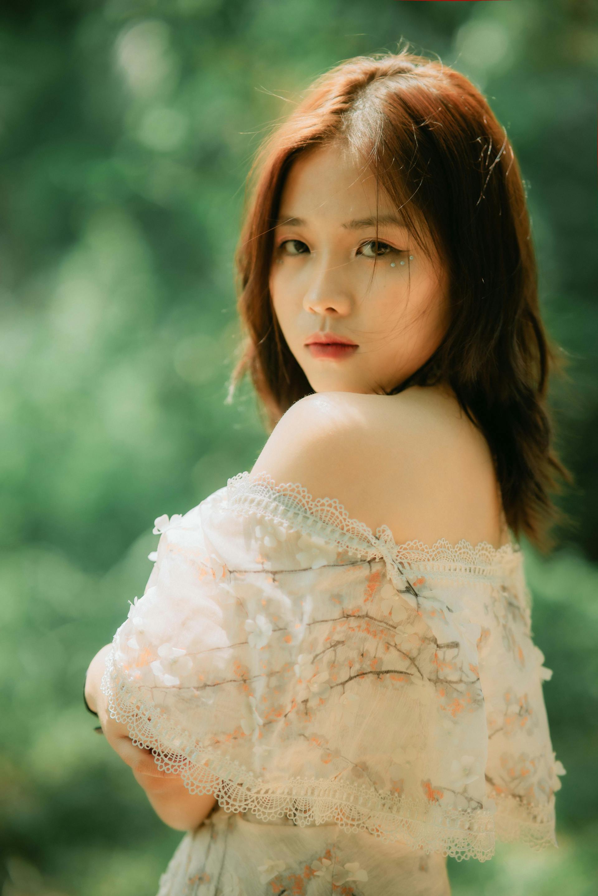 Con gái, girl, Việt Nam -  Toàn Văn 2