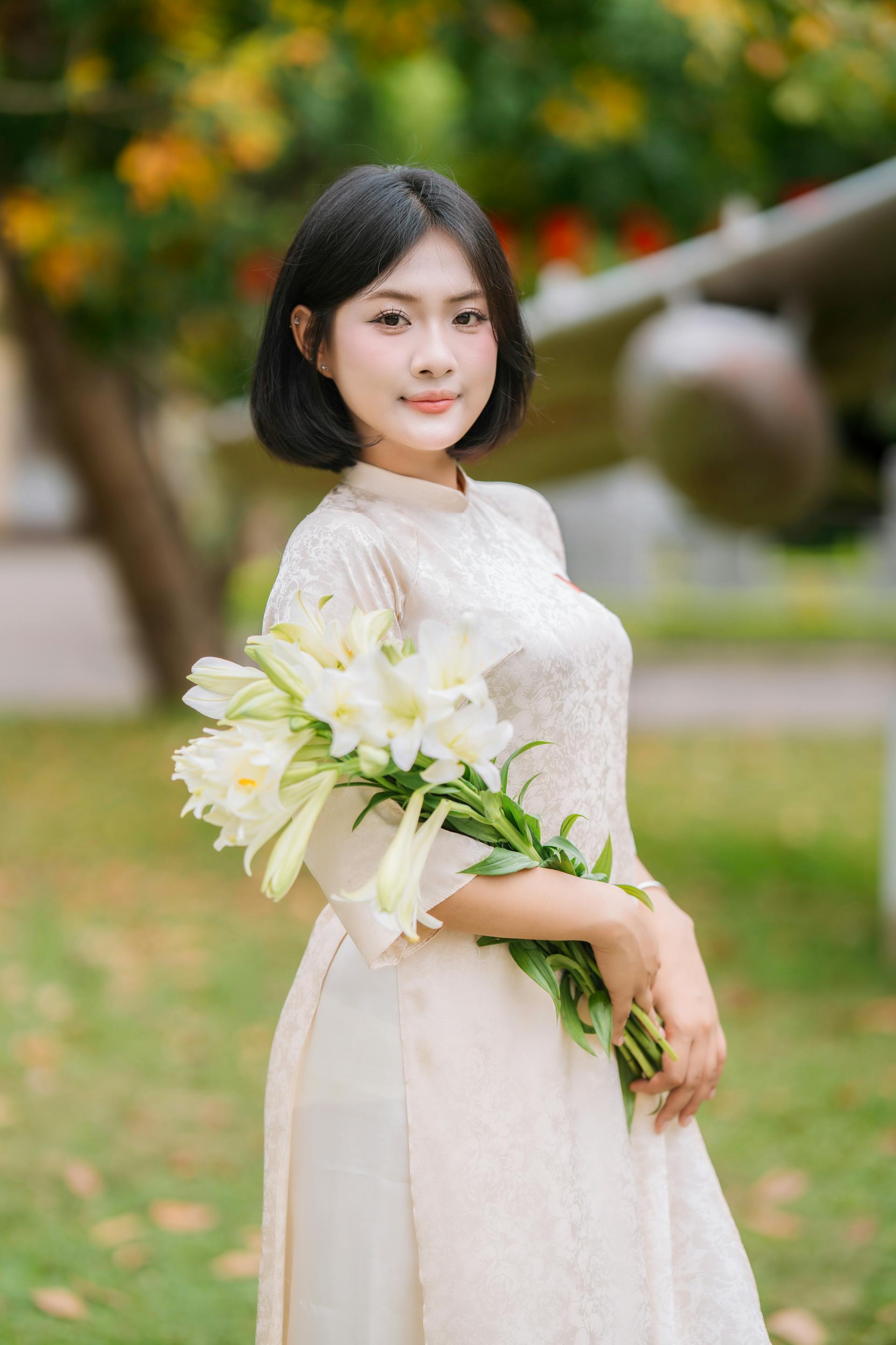Áo dài, con gái, girl, Thành phố Hồ Chí Minh, cờ đỏ sao vàng, flag, Việt Nam - Trịnh Quân 14