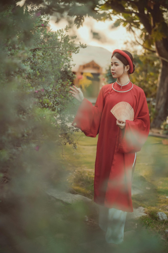 Áo tứ thân, áo tứ thân truyền thống, con gái, girl, truyền thống, Việt Nam - Tung Vu