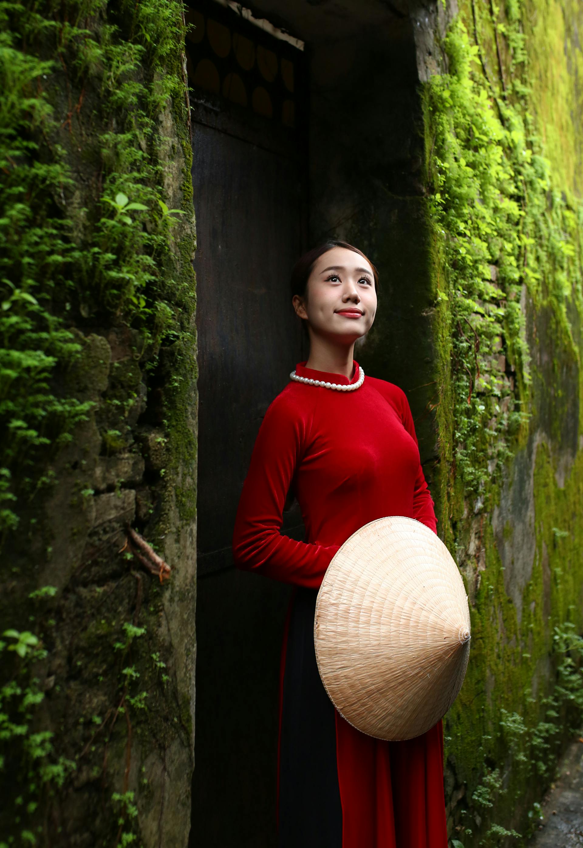 Áo dài, áo dài Việt Nam, áo dài màu đỏ, con gái, girl, truyền thống, Việt Nam - Võ Văn Tiến 1