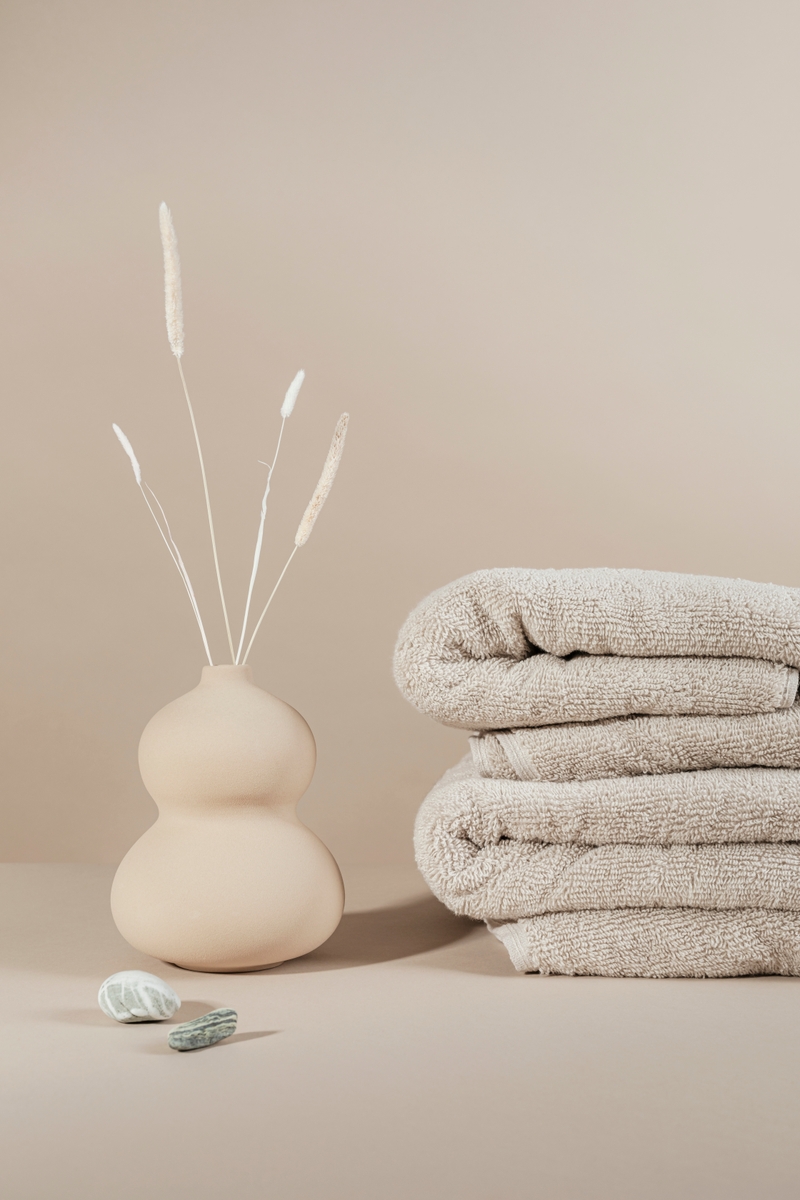 Khăn, bình hoa, spa, thư giãn, làm đẹp, towels, vases, spa, relaxation, beauty   - rawpixel
