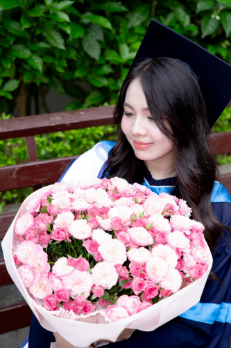 Tốt nghiệp, sinh viên - Boser Đàm