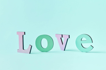 Chữ, love, mô hình - DS stories 4
