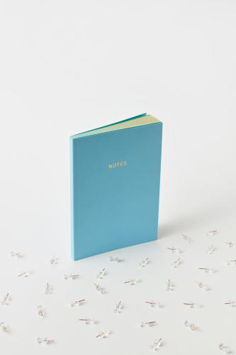 Dụng cụ học tập, vở- DS stories 4