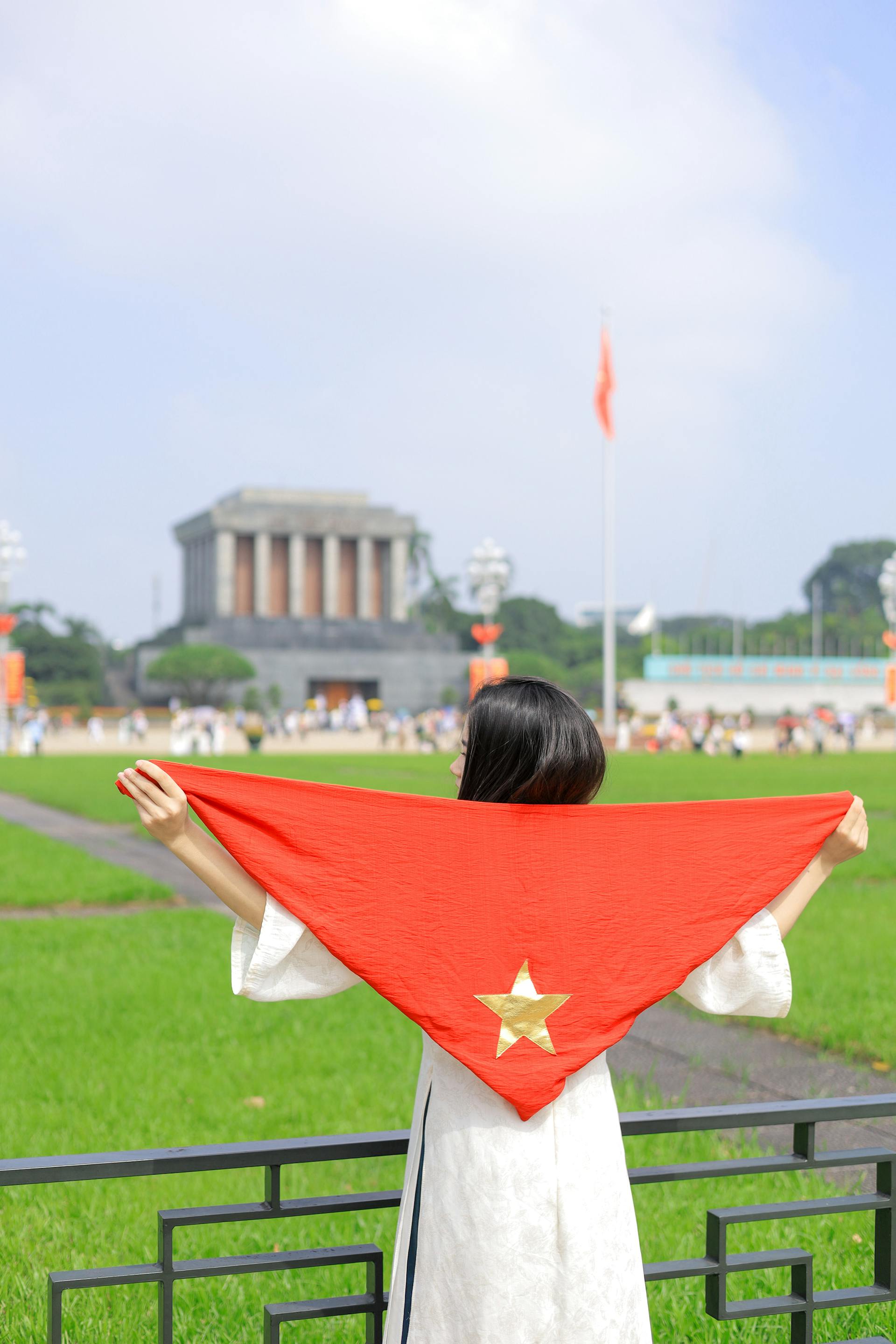 Áo dài, lá cờ Việt Nam - Hồng Quang Official
