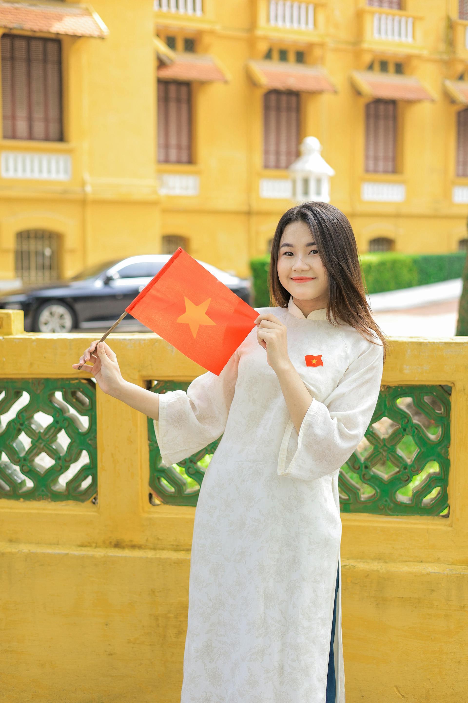 Áo dài, lá cờ Việt Nam - Hồng Quang Official 4