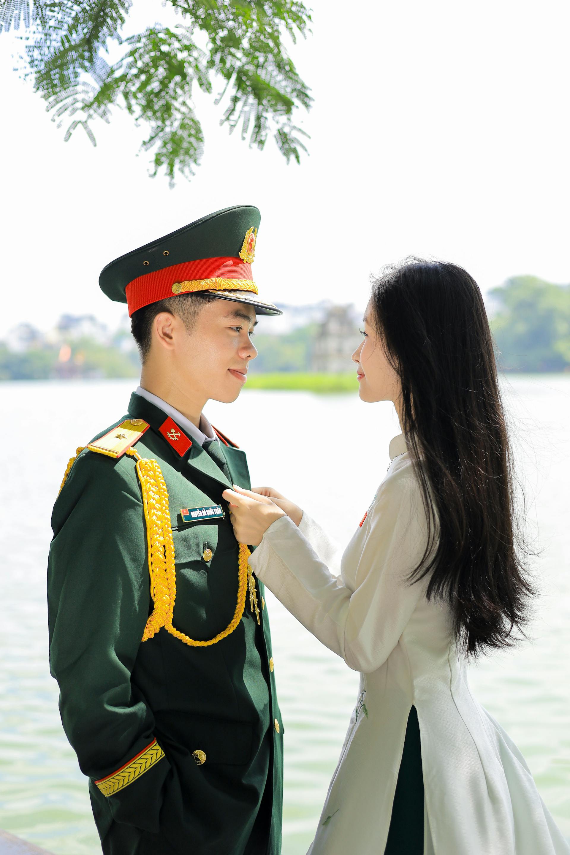Cặp đôi, quân nhân, áo dài - Hồng Quang Official 6