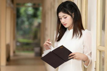 Áo dài, học sinh - Hồng Quang Official 12