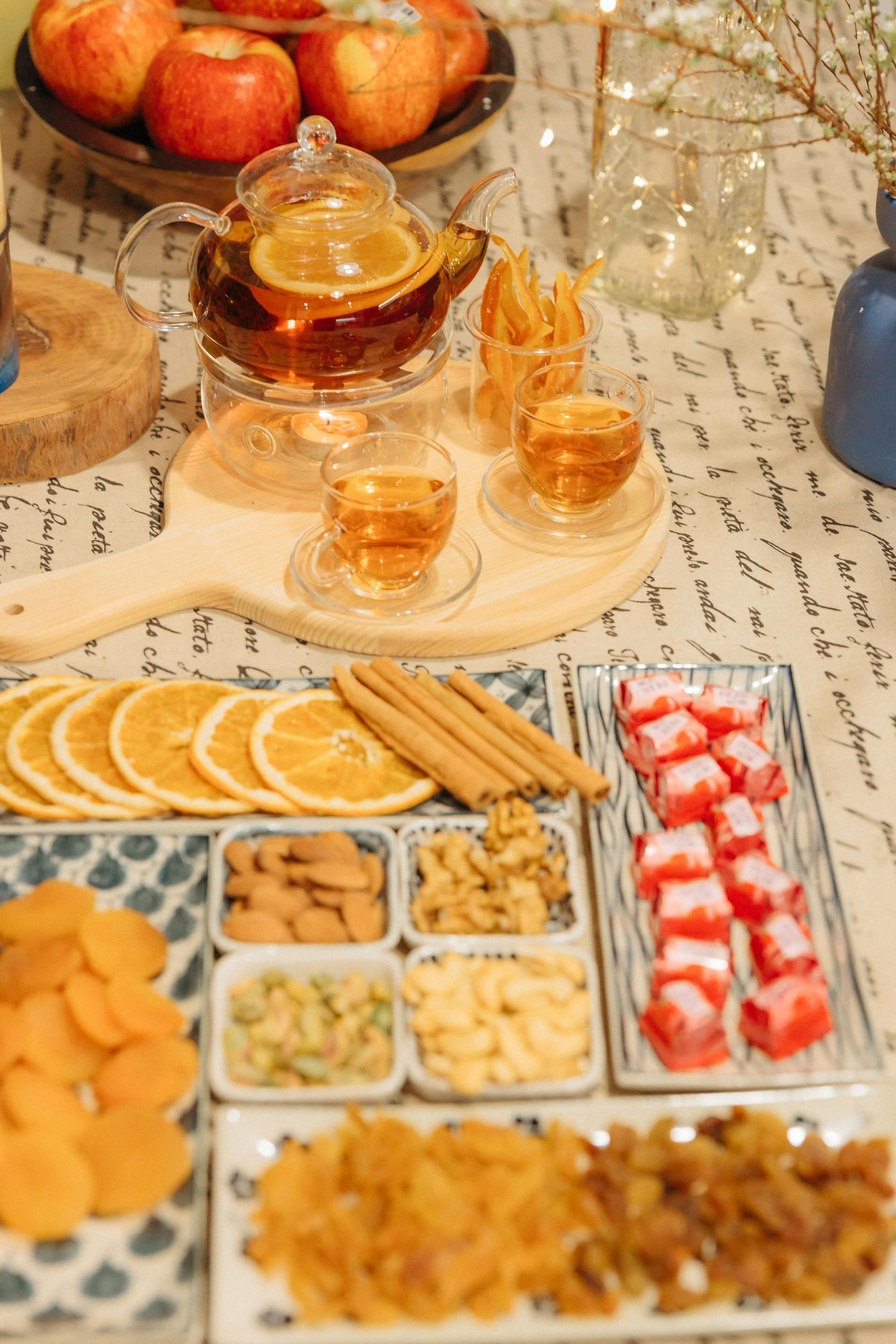 Bánh mứt, trà-HONG SON 7
