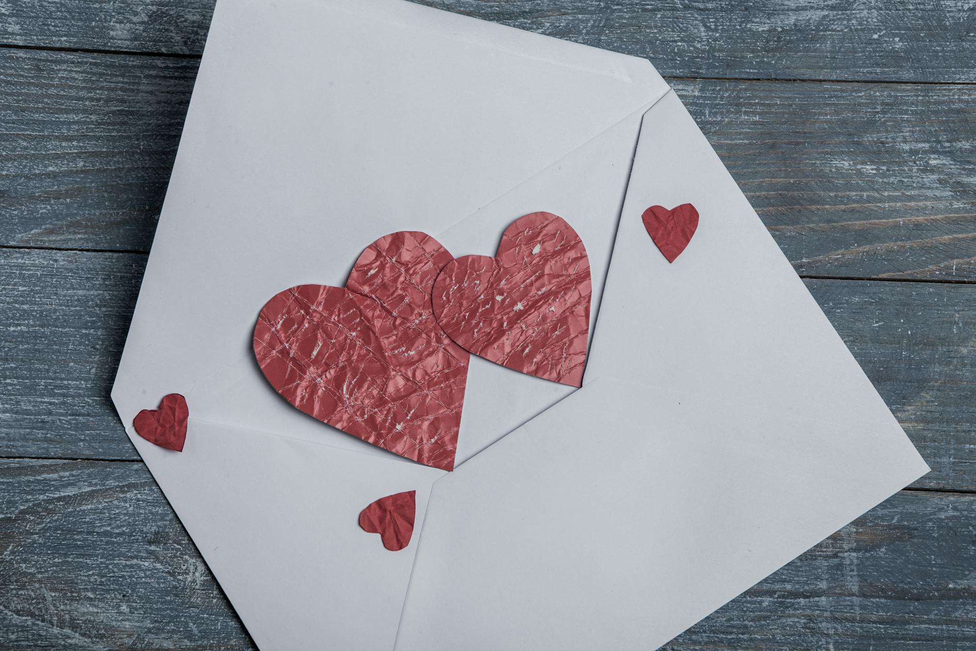 Bao thư, trái tim, valentine - Walls.io