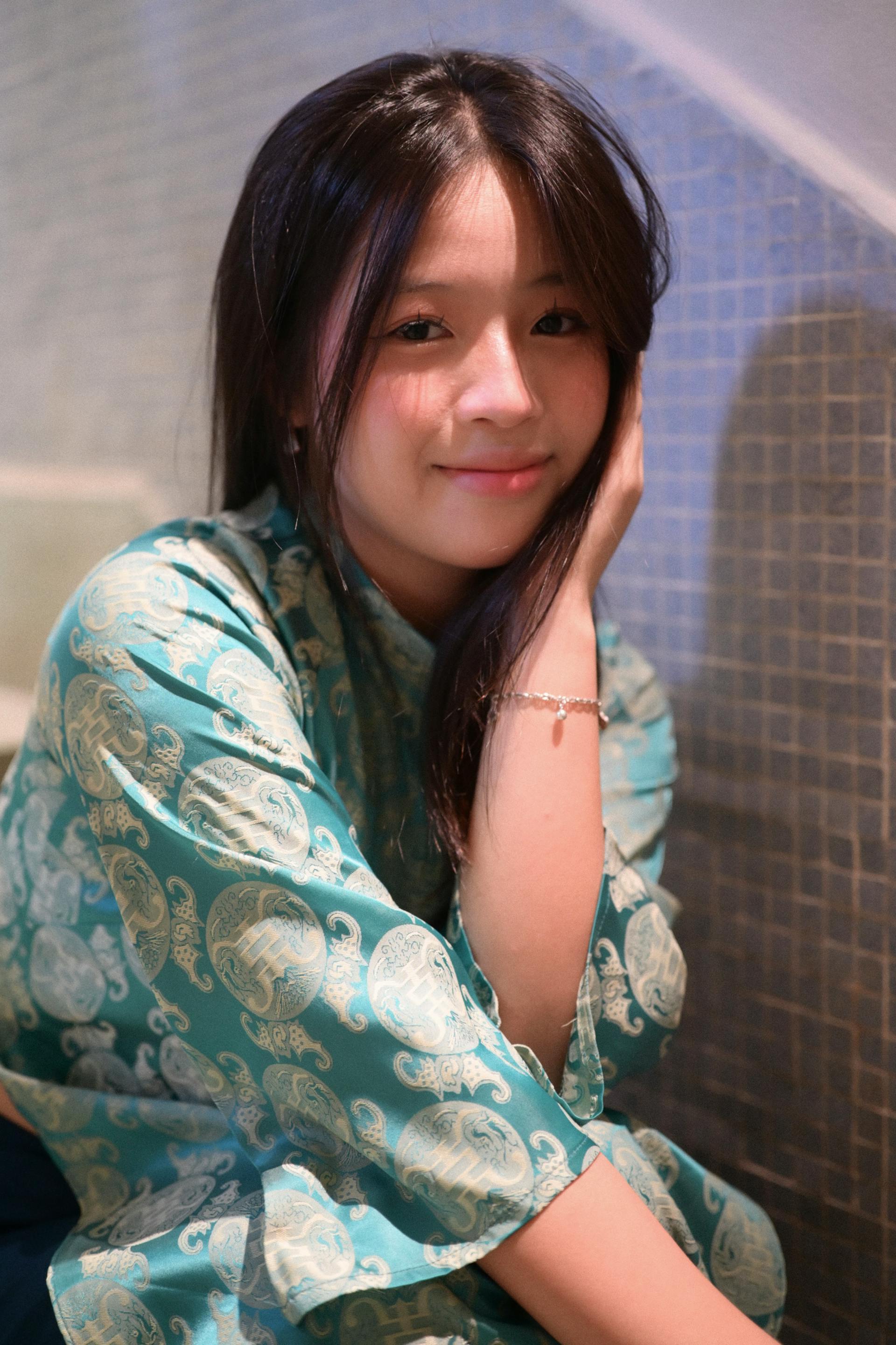 Áo dài, con gái -  Việt Anh Nguyễn