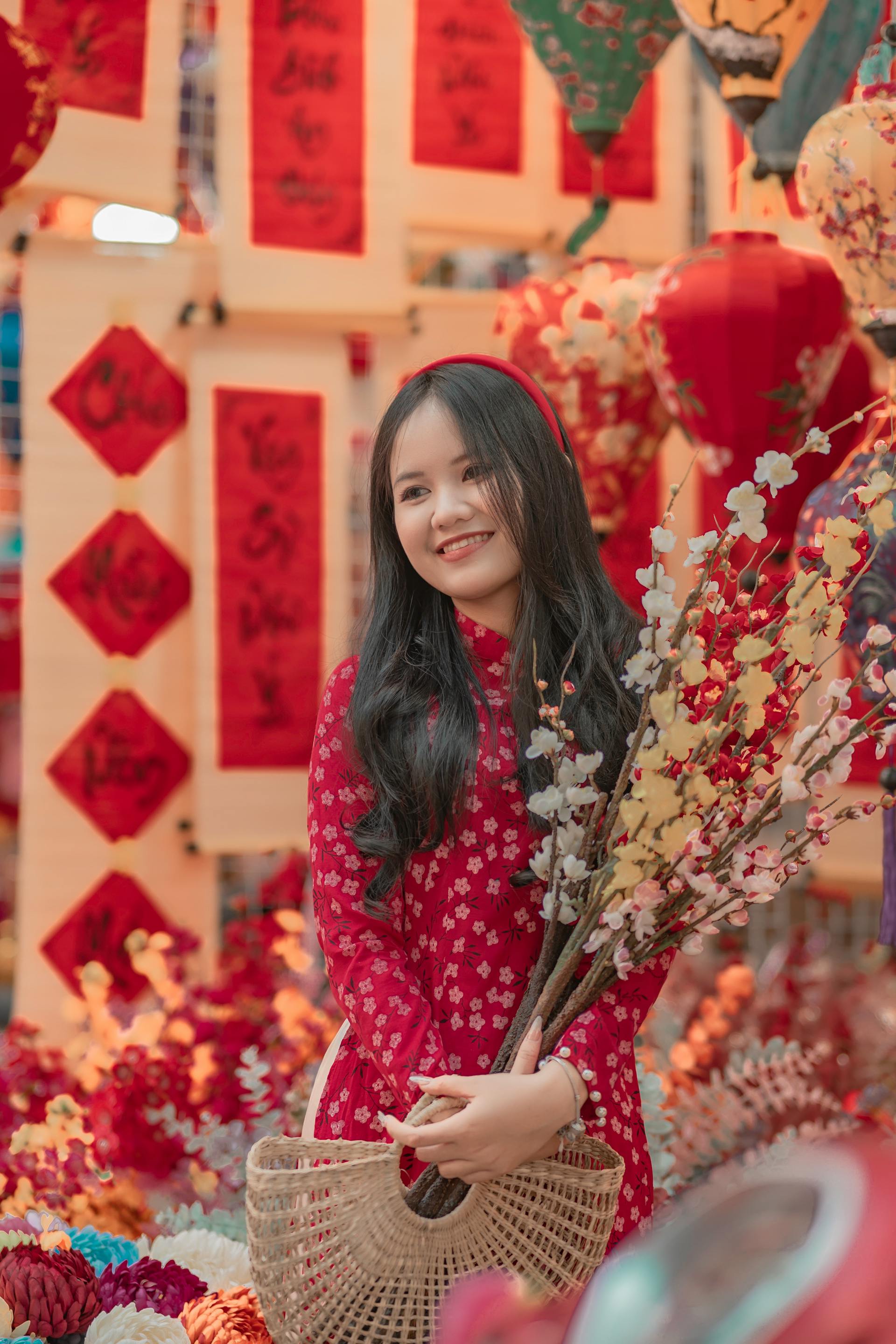 Cn gái, áo dài, Tết - Toàn Văn 27
