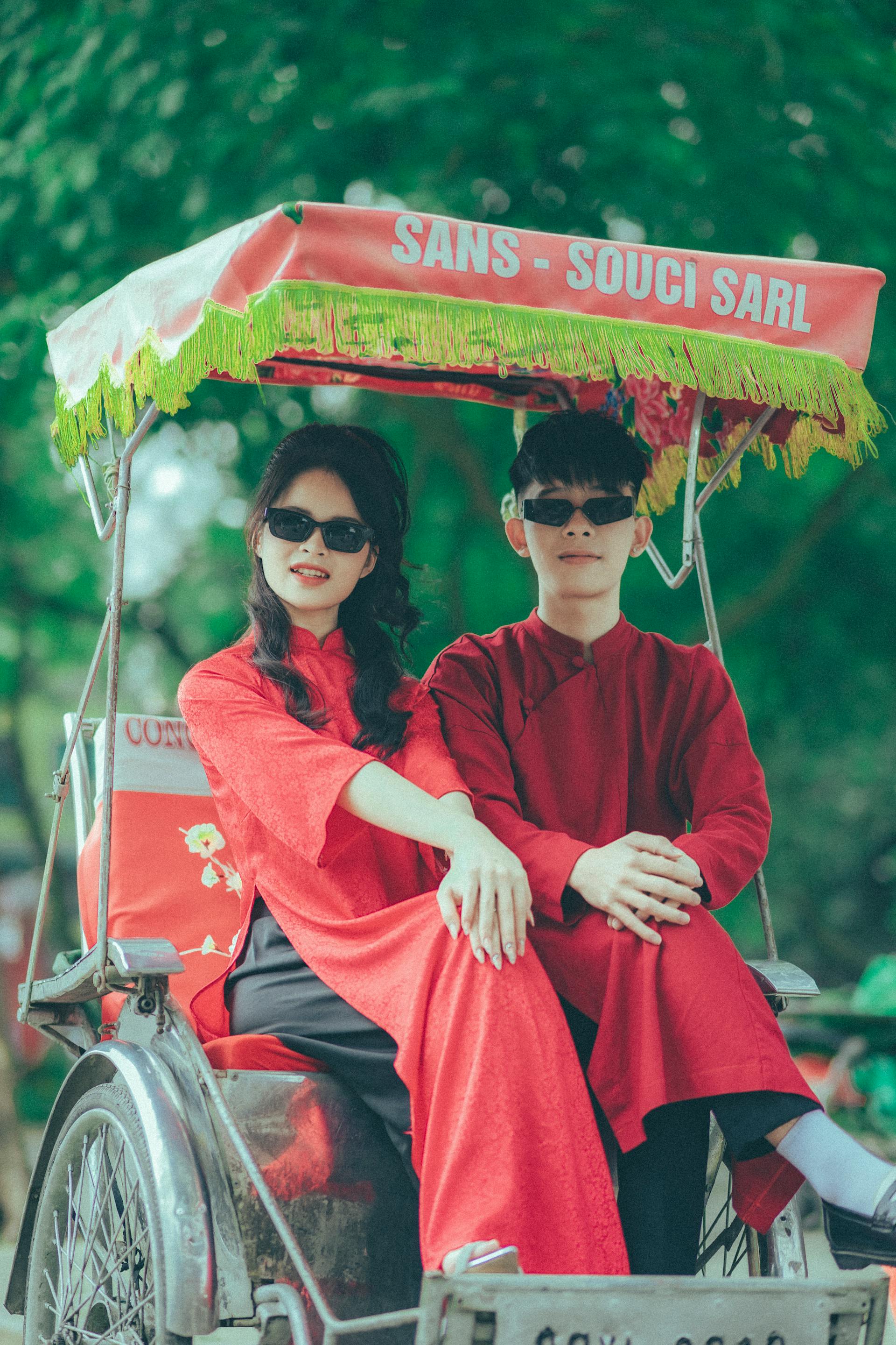 Cặp đôi, áo dài, Tết - Toàn Văn 21