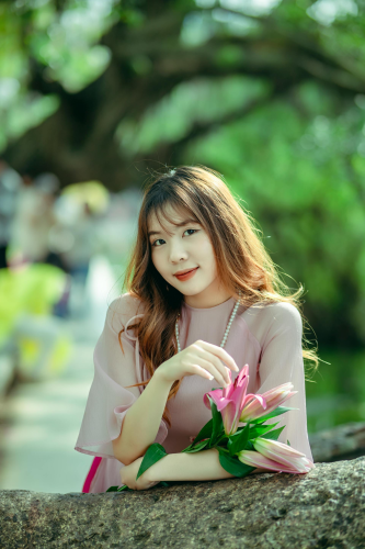 Cn gái, áo dài, Tết - Toàn Văn 3
