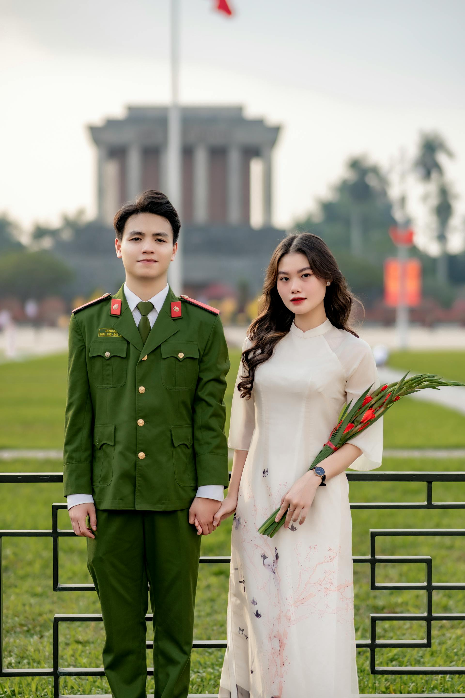 Cặp đôi, quân nhân, áo dài - Toàn Văn 14