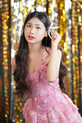 Con gái, sinh nhật - Đan Thy Nguyễn Mai 18