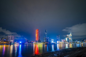 Tòa nhà, thành phố - Ninh Tien Dat 3