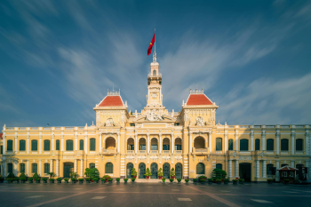 Ủy ban thành phố, Việt Nam - Ninh Tien Dat