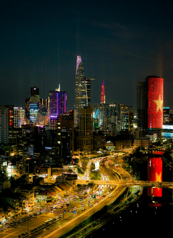 Tòa nhà, thành phố Hồ Chí Minh - Vicky Marpalli