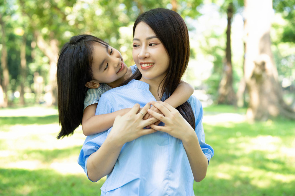 Mẹ và bé, vui vẻ 45