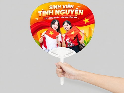 Từ hình https://media.penci.vn/libs/images/2025/08/penci_pexels_pexels_vinvivu_2201725_33502839.jpg tạo ra thiết kế: Sinh viên tình nguyện