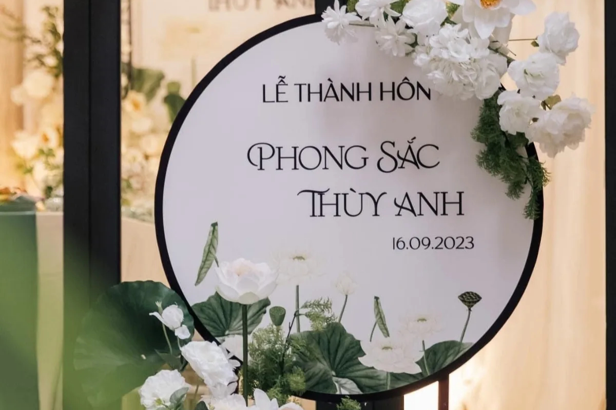 Tổng hợp Bảng cổng cưới, Bảng tên đám cưới đẹp, mới lạ dành cho dâu rể muốn tự tay chuẩn bị cho ngày trọng đại của mình